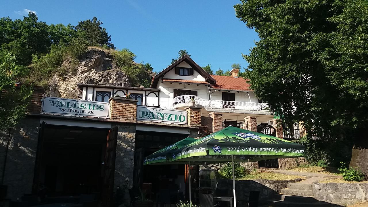 Valcsics Villa Panzio Pécs Eksteriør bilde